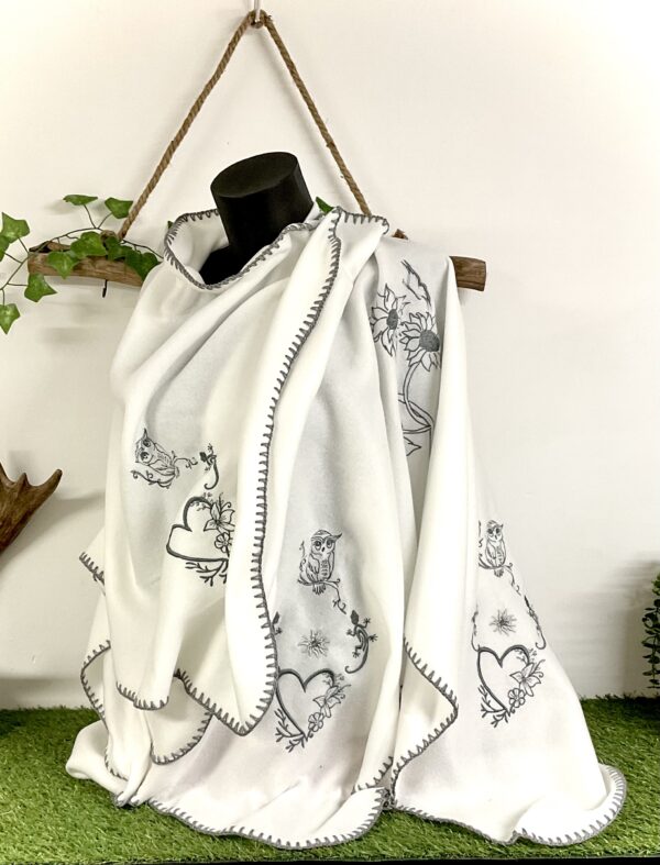 Cape / Poncho - Handarbeit – Bild 2