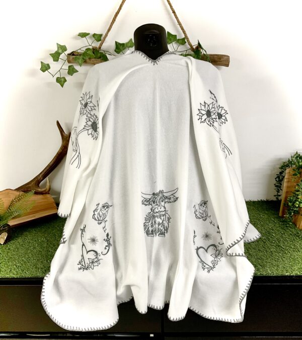 Cape / Poncho - Handarbeit – Bild 6